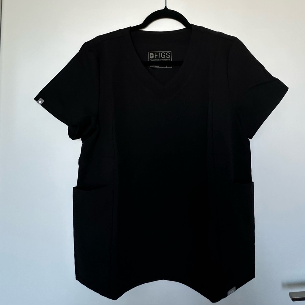 FIGS Katsina Scrub Top Black Size M